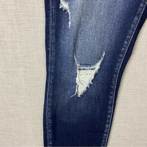 KanCan Distressed Blue Jeans Sz 30 High Rise Ankle LengthCotton Blend - Picture 4 of 11